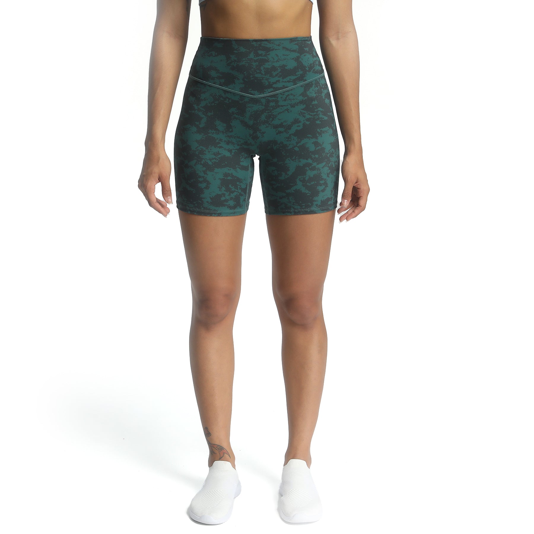 Aoxjox "Metamorph" V- Seam Shorts