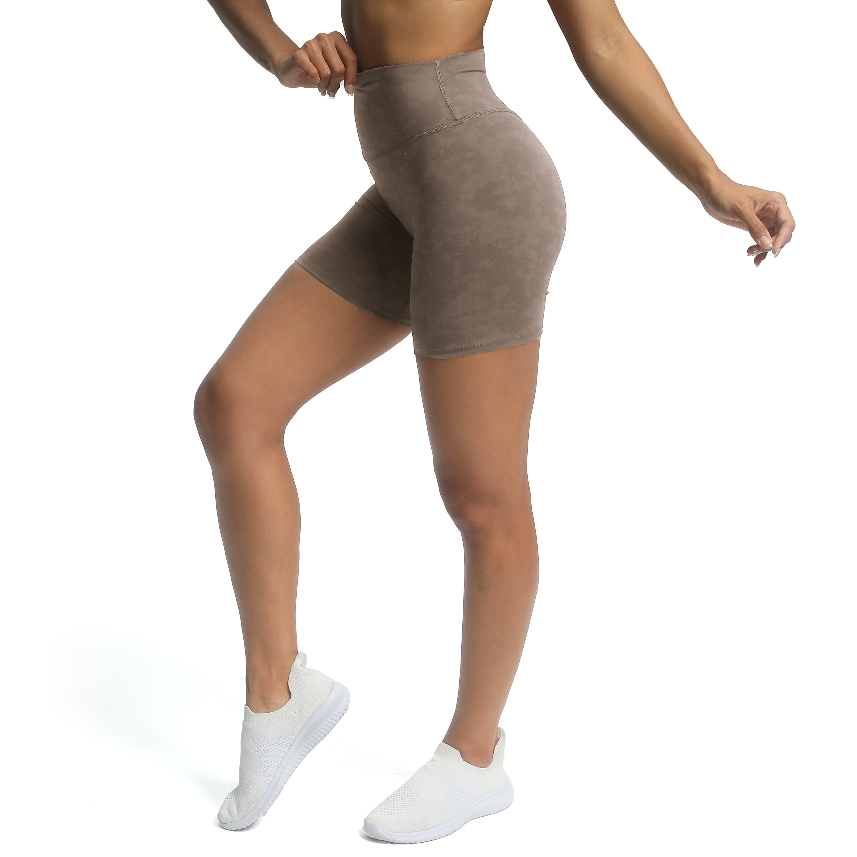 Aoxjox "Metamorph" V- Seam Shorts
