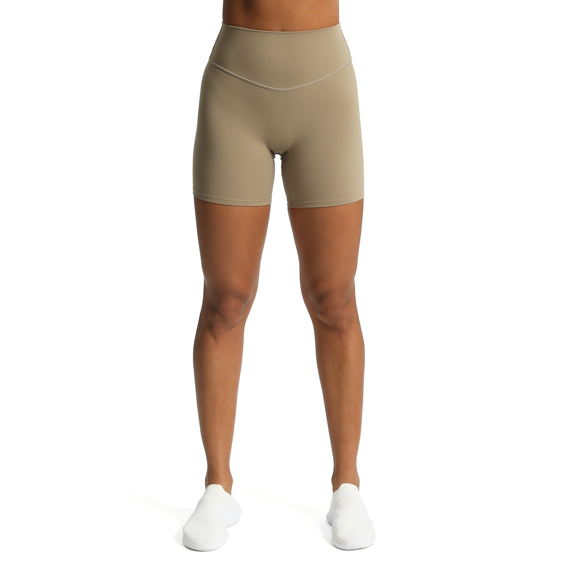 Aoxjox "Metamorph" V- Seam Shorts
