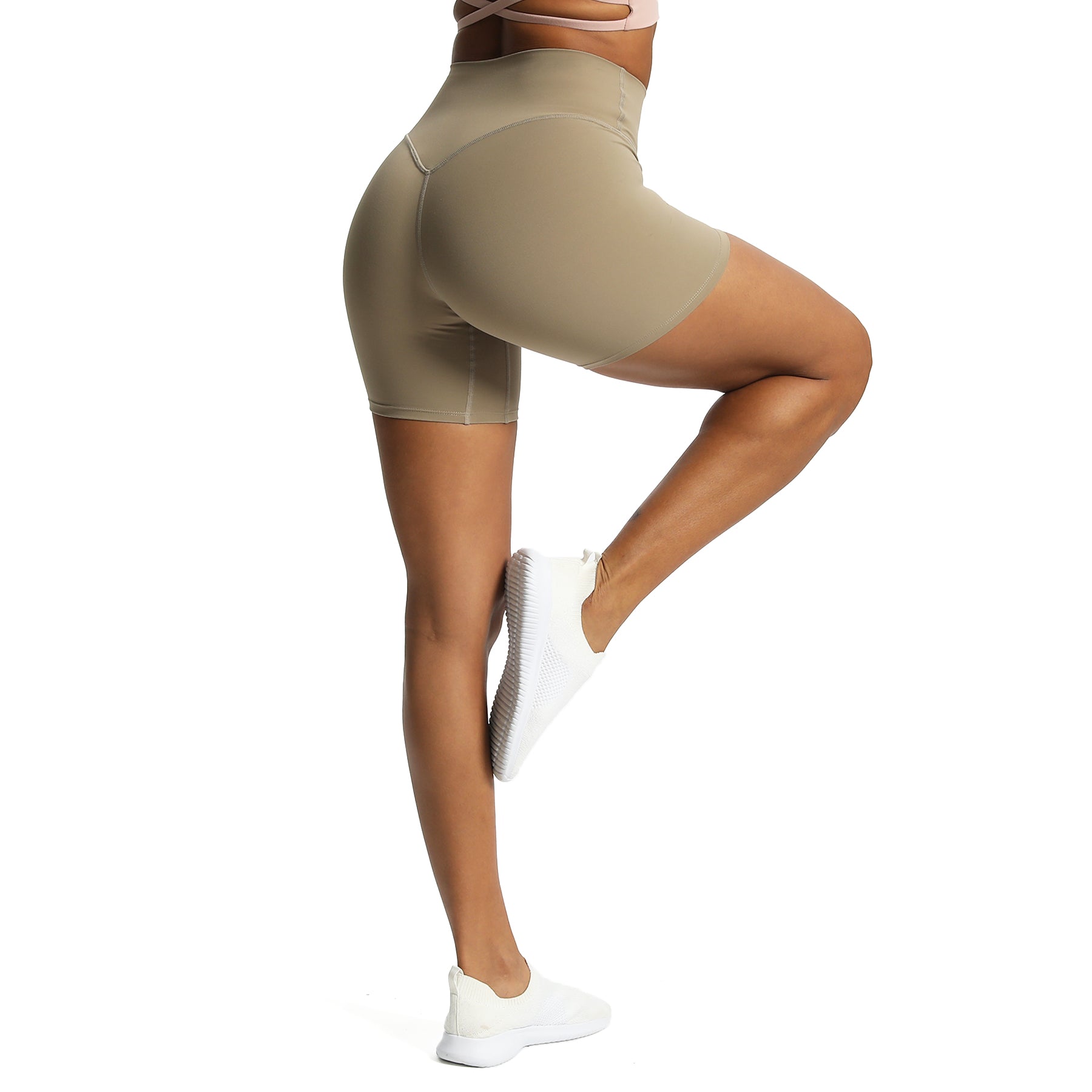 Aoxjox "Metamorph" V- Seam Shorts