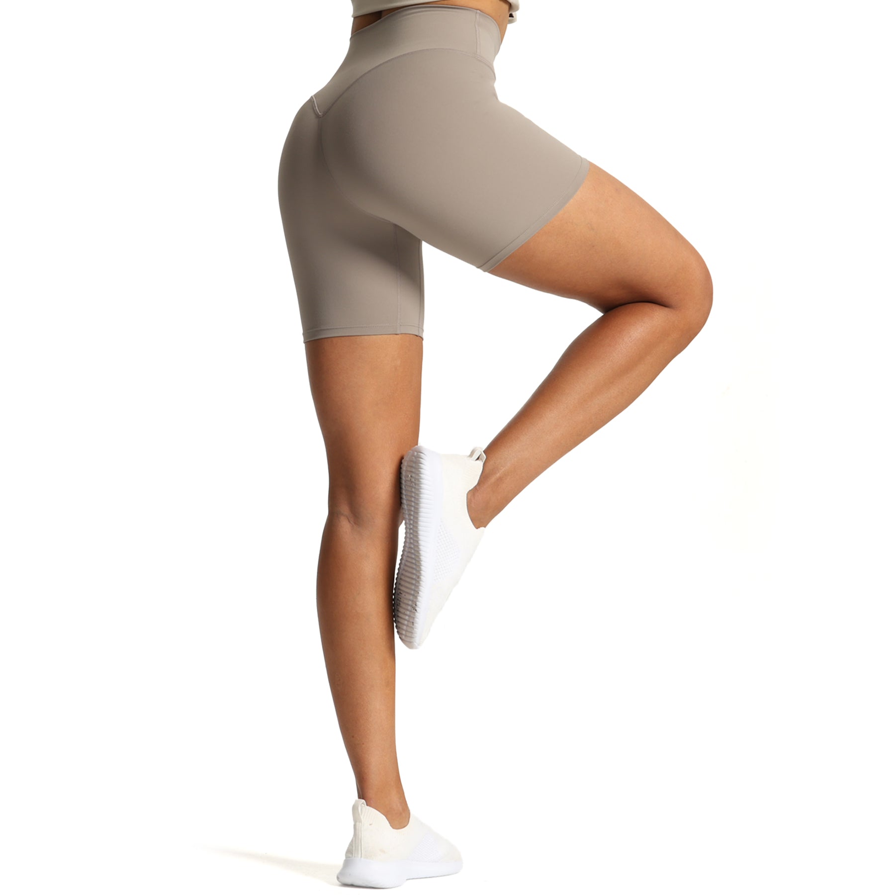 Aoxjox "Metamorph" V- Seam Shorts