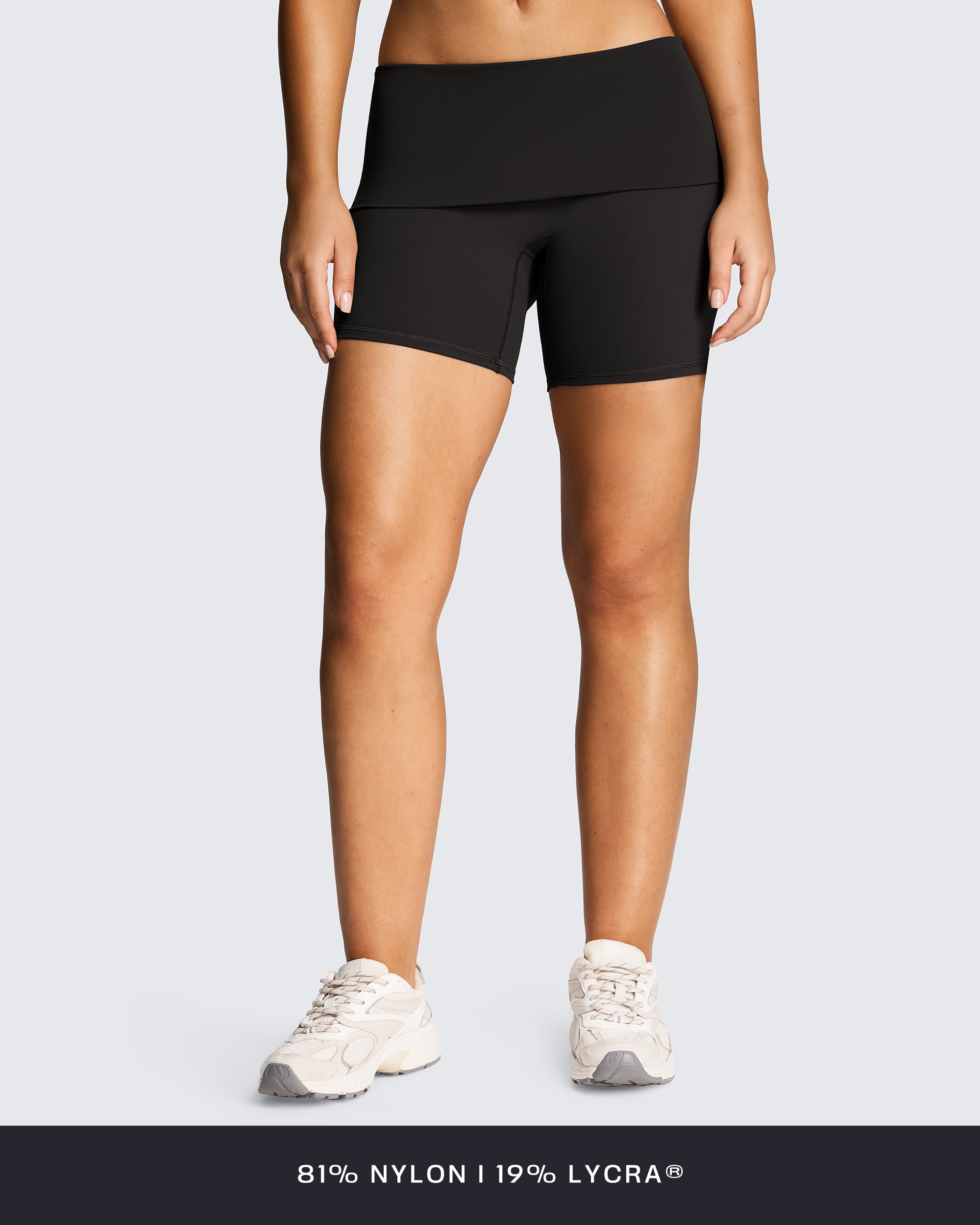 Aoxjox “Athlenza” Fold-Over Short 6"